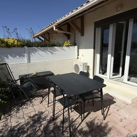 Apartamento Aig186 T2 Mezzanine Avec Terrasse Ensoleillée Parking Wifi Et Clim *